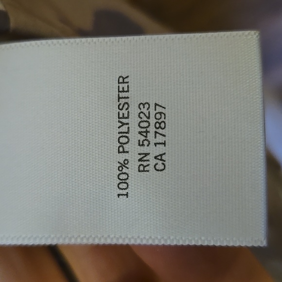 Banana Republic Patterned Top. Grey And Tan With Sleeves To The Elbow. - Picture 3 of 6